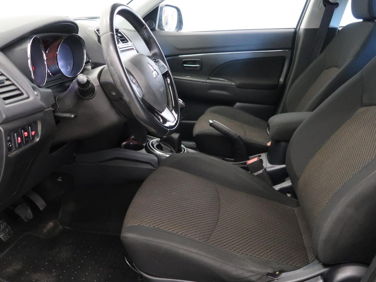 2015 Mitsubishi ASX - 18