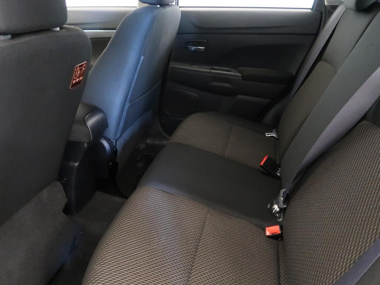 2015 Mitsubishi ASX - 17