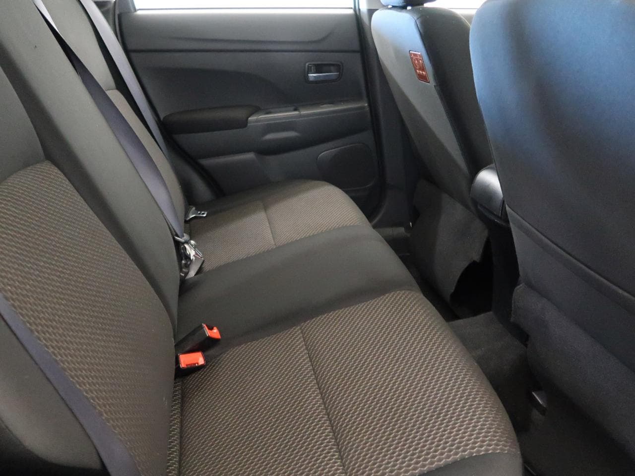 2015 Mitsubishi ASX - 14