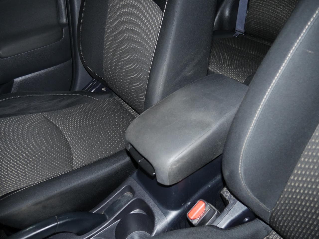 2014 Mitsubishi ASX - 31