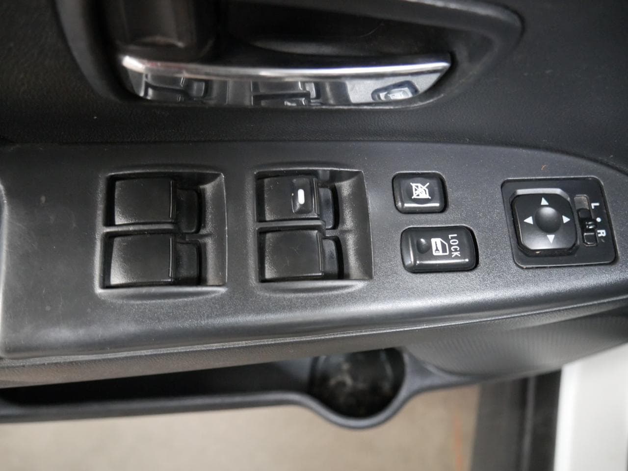 2014 Mitsubishi ASX - 33