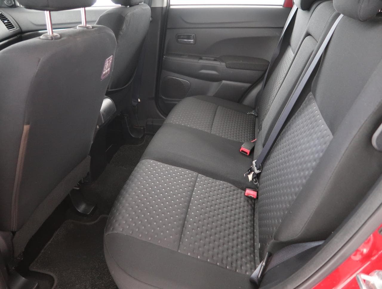 2010 Mitsubishi ASX - 27