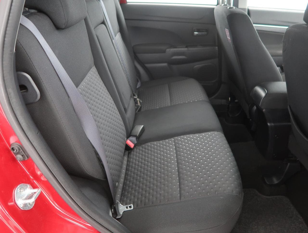 2010 Mitsubishi ASX - 23