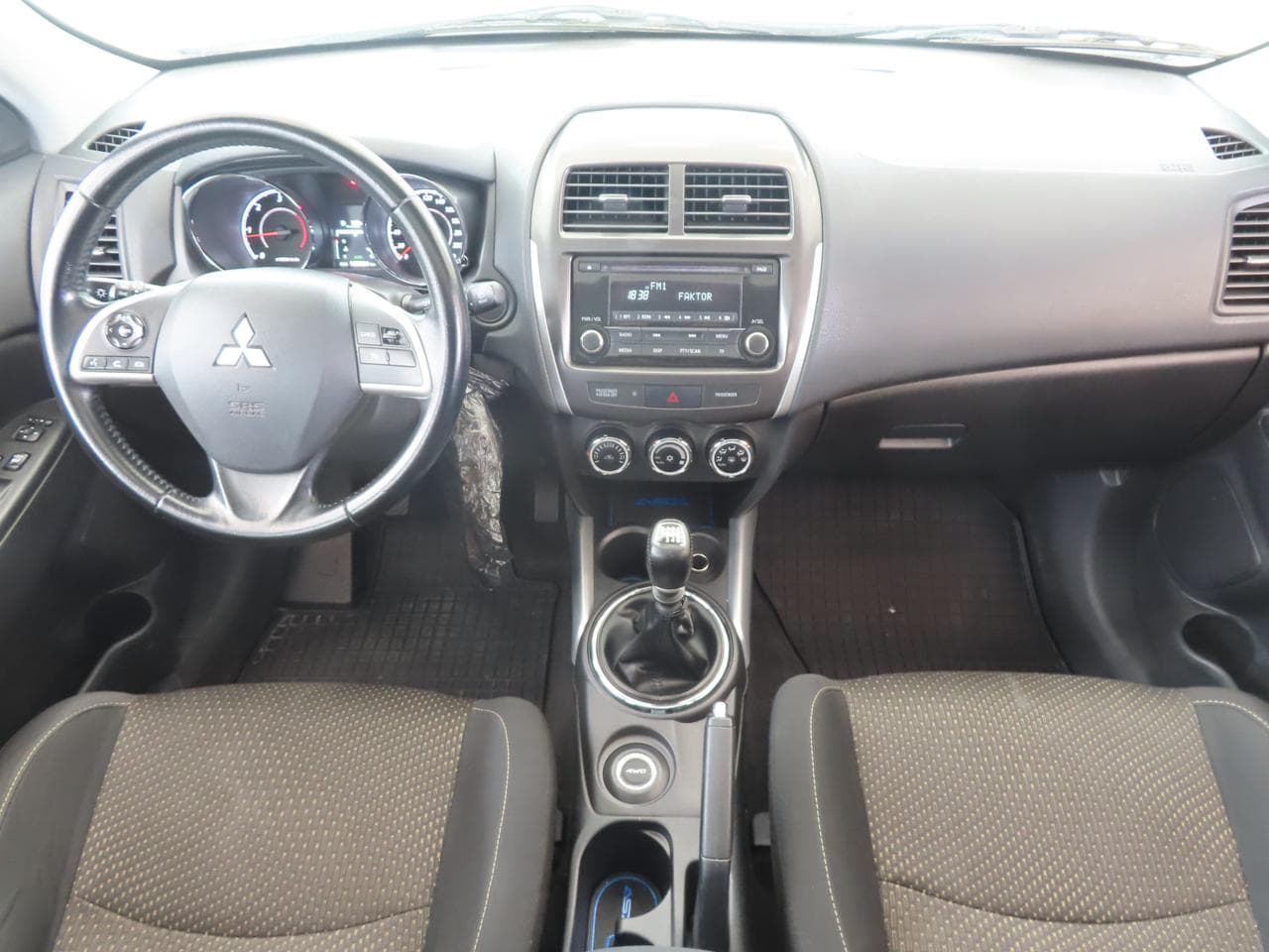 2014 Mitsubishi ASX - 10