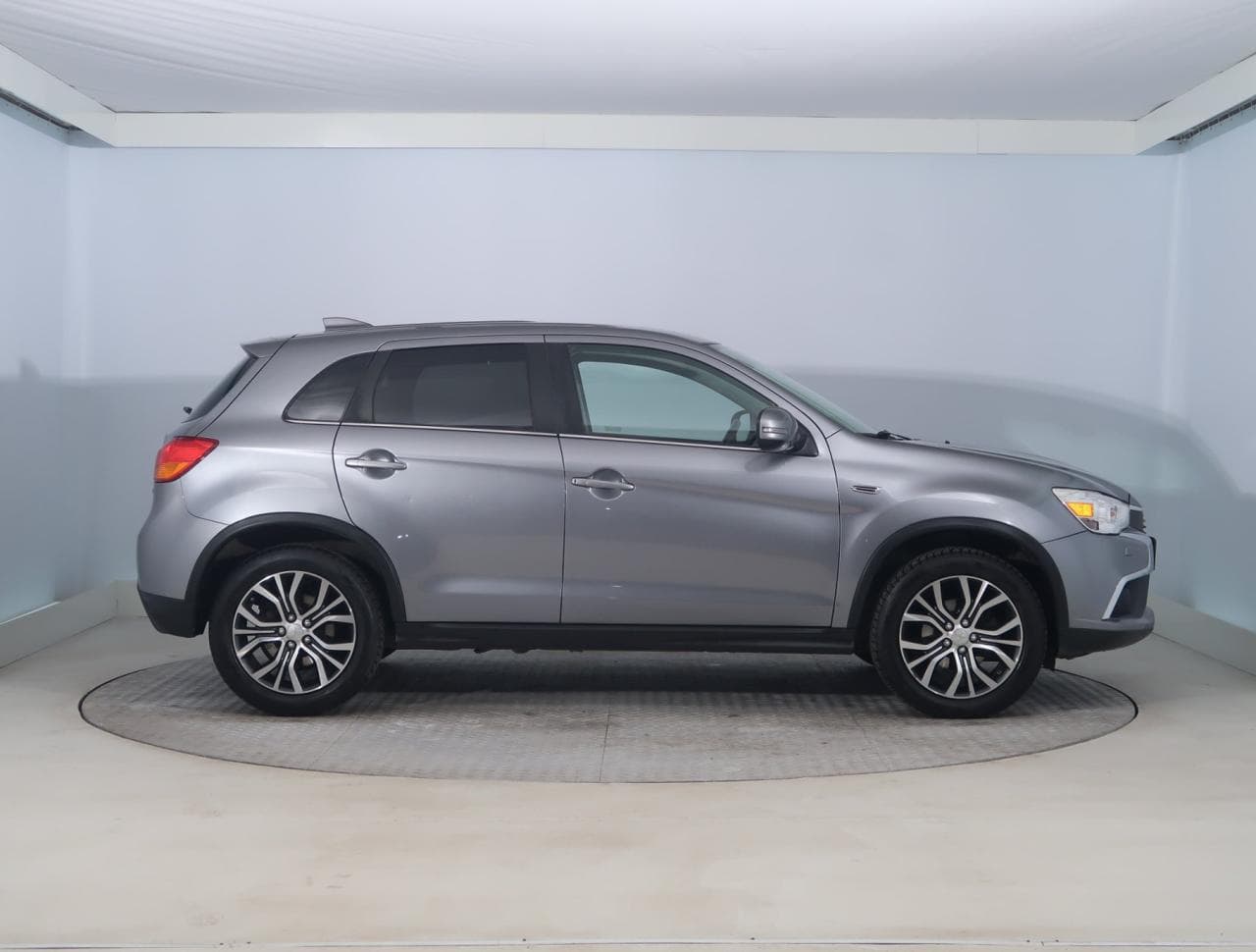2017 Mitsubishi ASX - 8