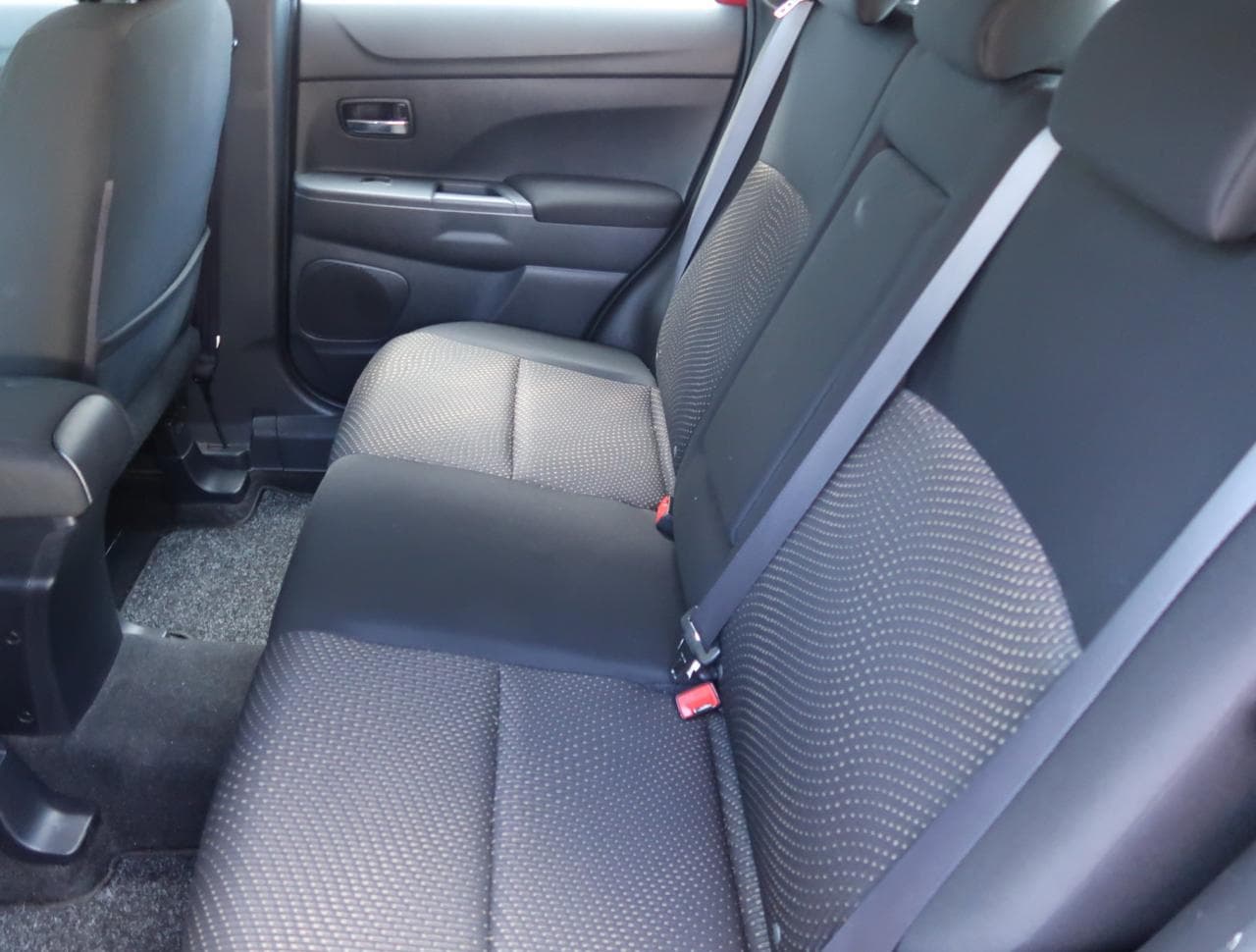 2015 Mitsubishi ASX - 15