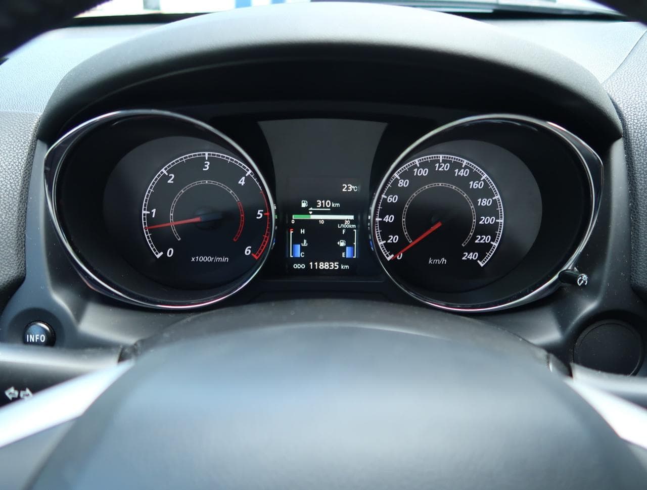 2015 Mitsubishi ASX - 17