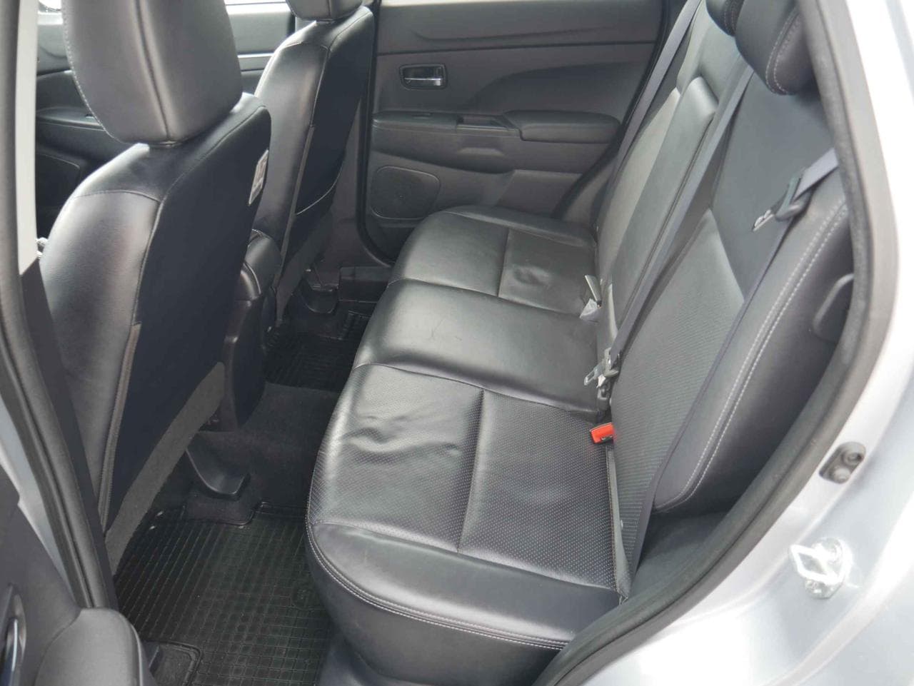 2011 Mitsubishi ASX - 13
