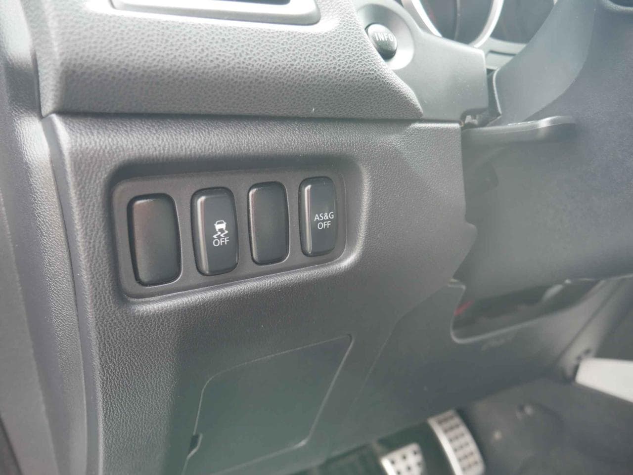 2011 Mitsubishi ASX - 18