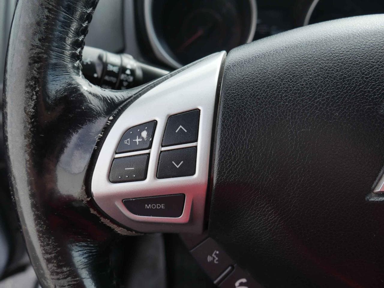 2011 Mitsubishi ASX - 19