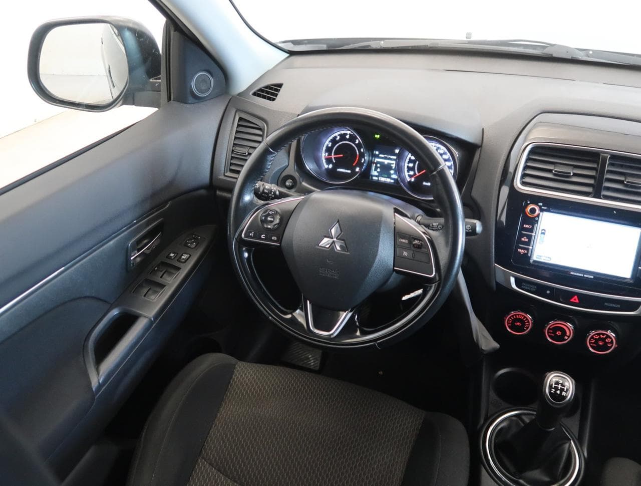 2017 Mitsubishi ASX - 9