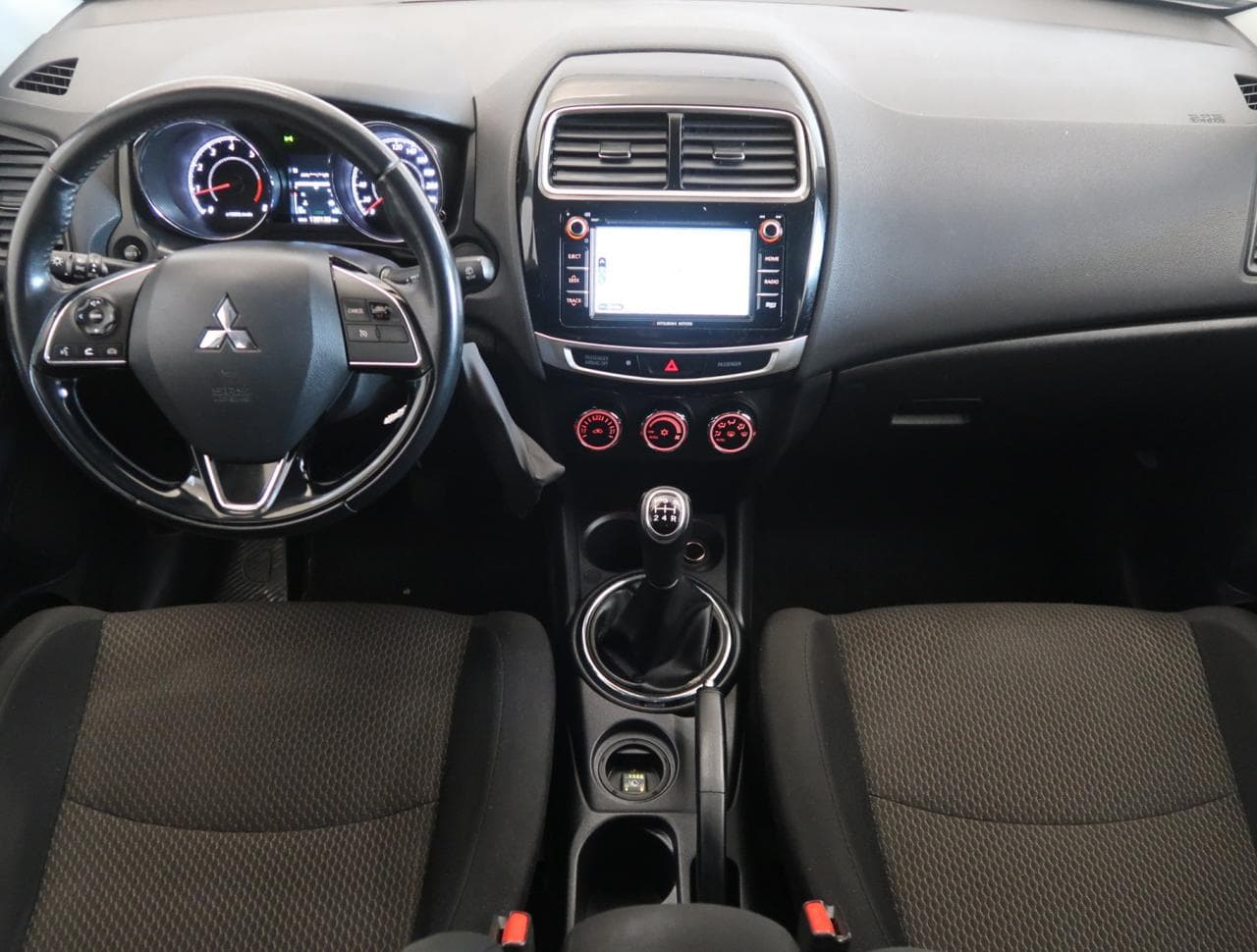 2017 Mitsubishi ASX - 10