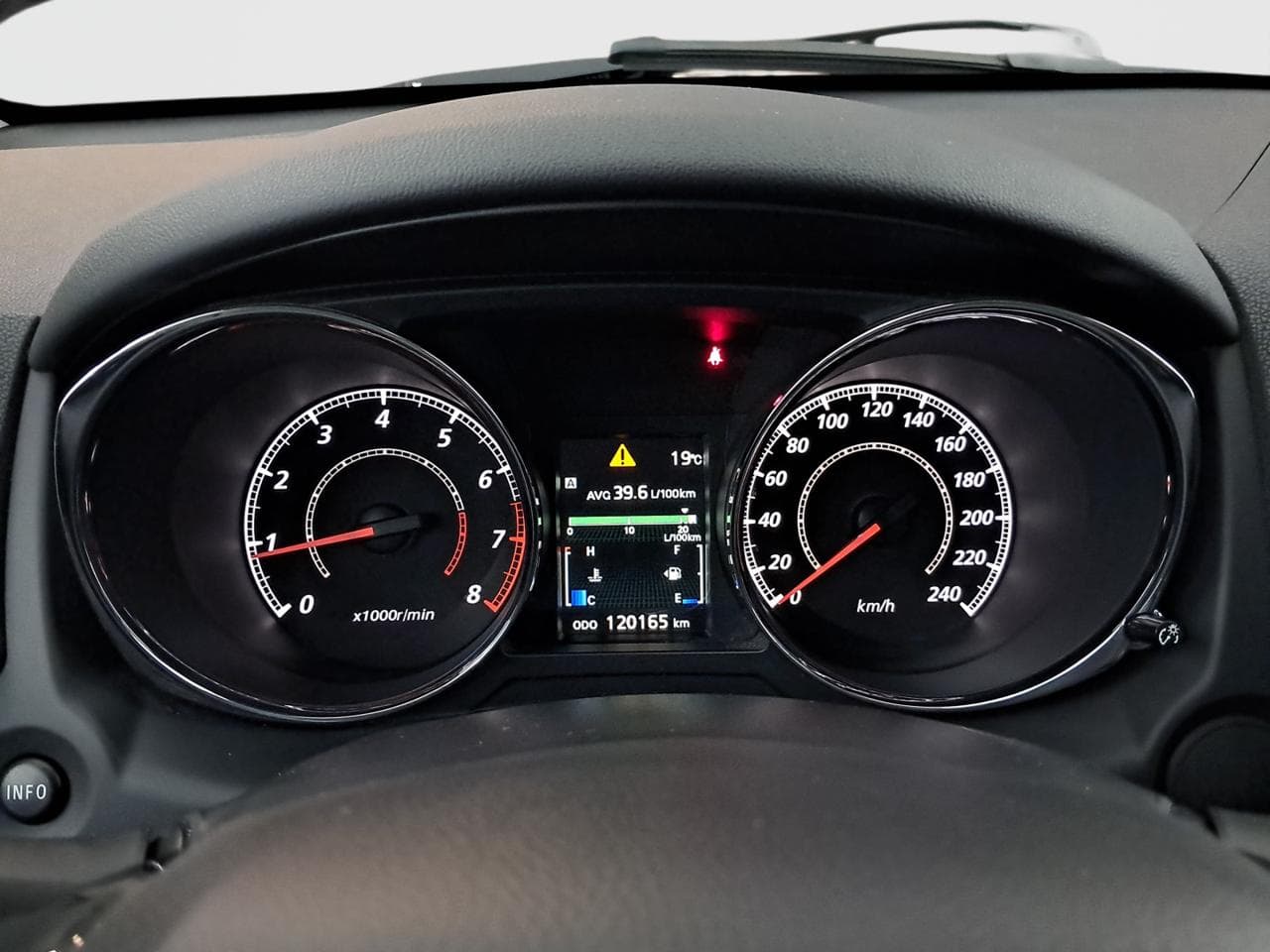 2017 Mitsubishi ASX - 41