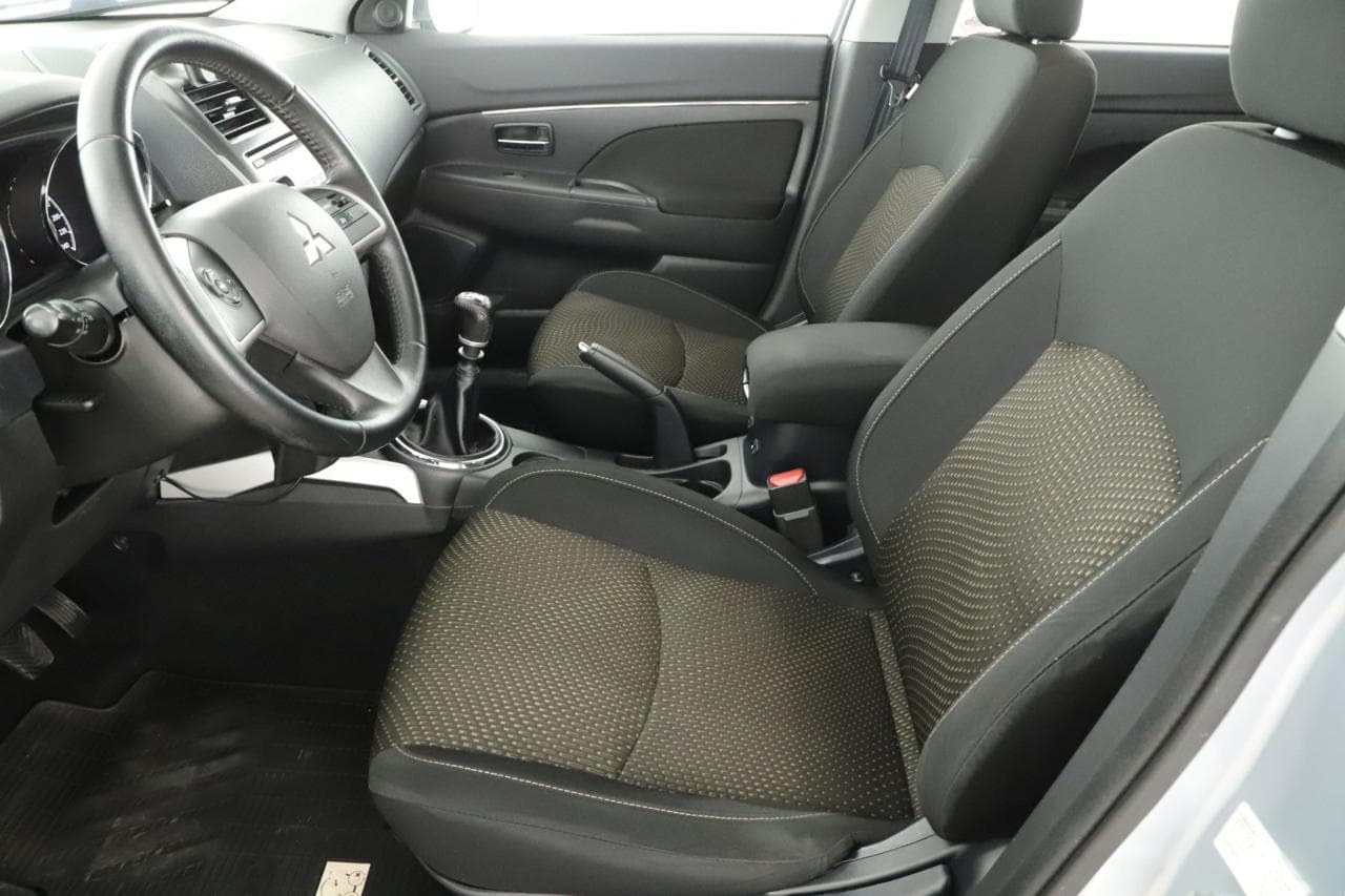 2013 Mitsubishi ASX - 30
