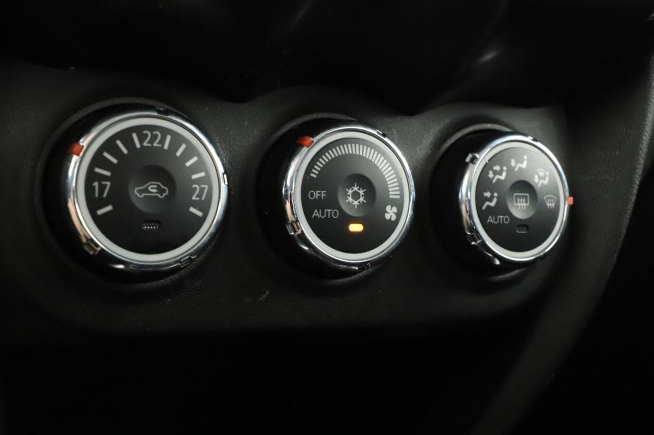 2013 Mitsubishi ASX - 42