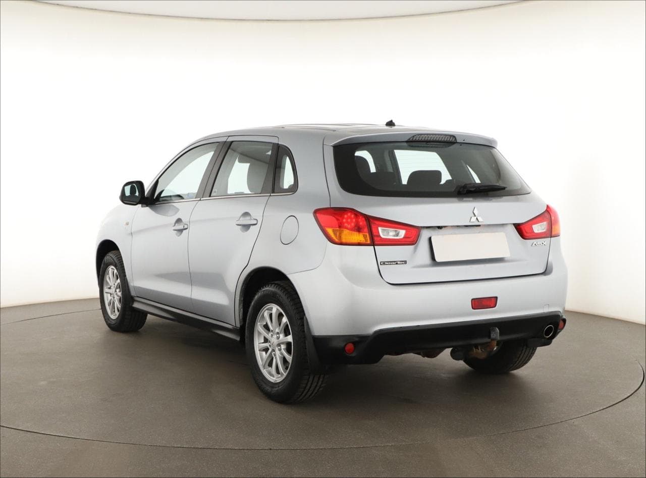 2013 Mitsubishi ASX - 11