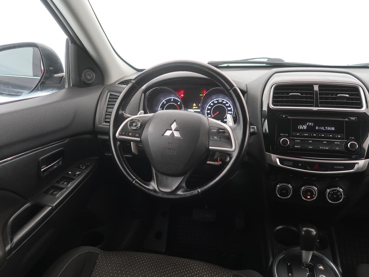 2015 Mitsubishi ASX - 9