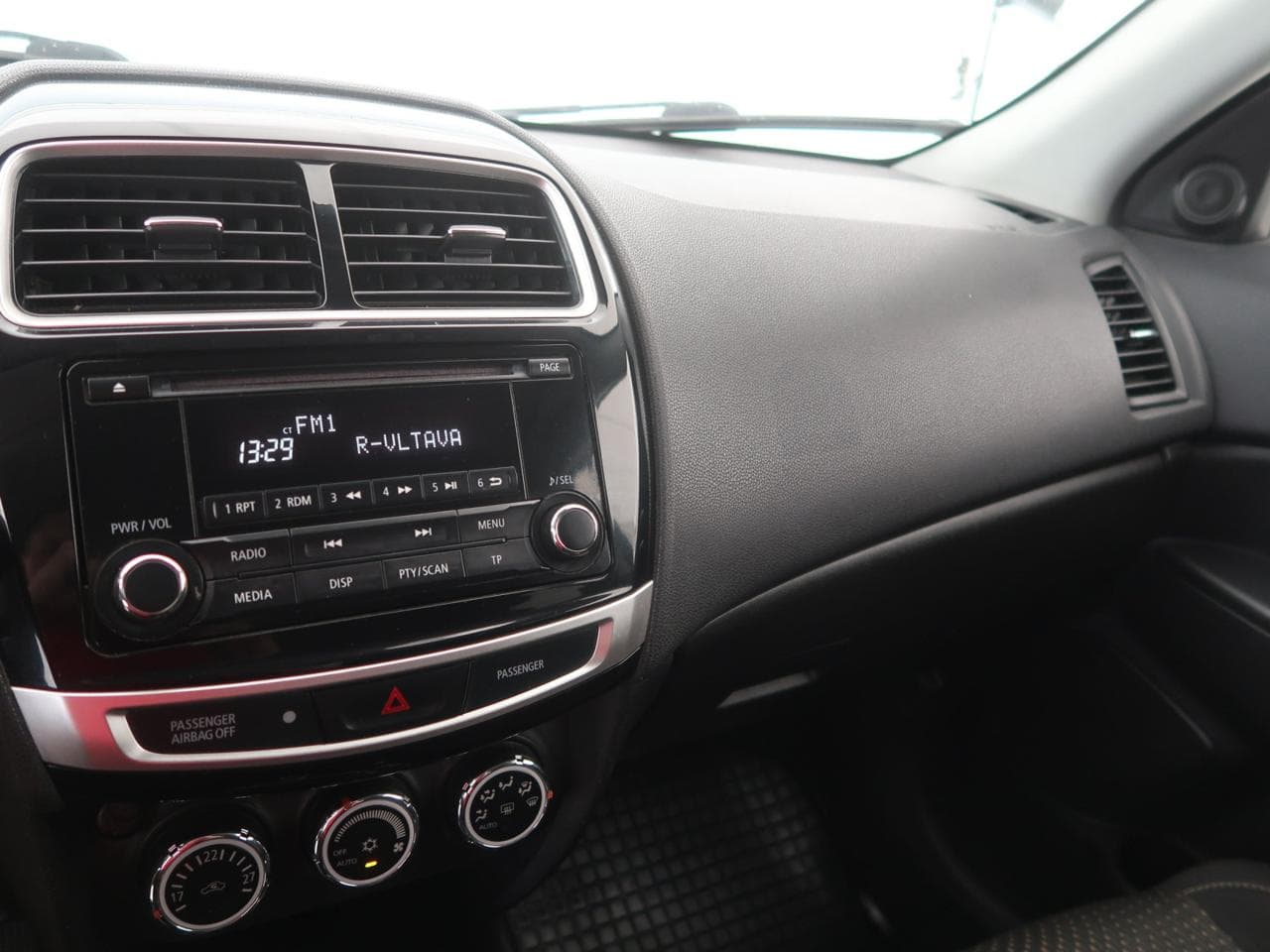 2015 Mitsubishi ASX - 18