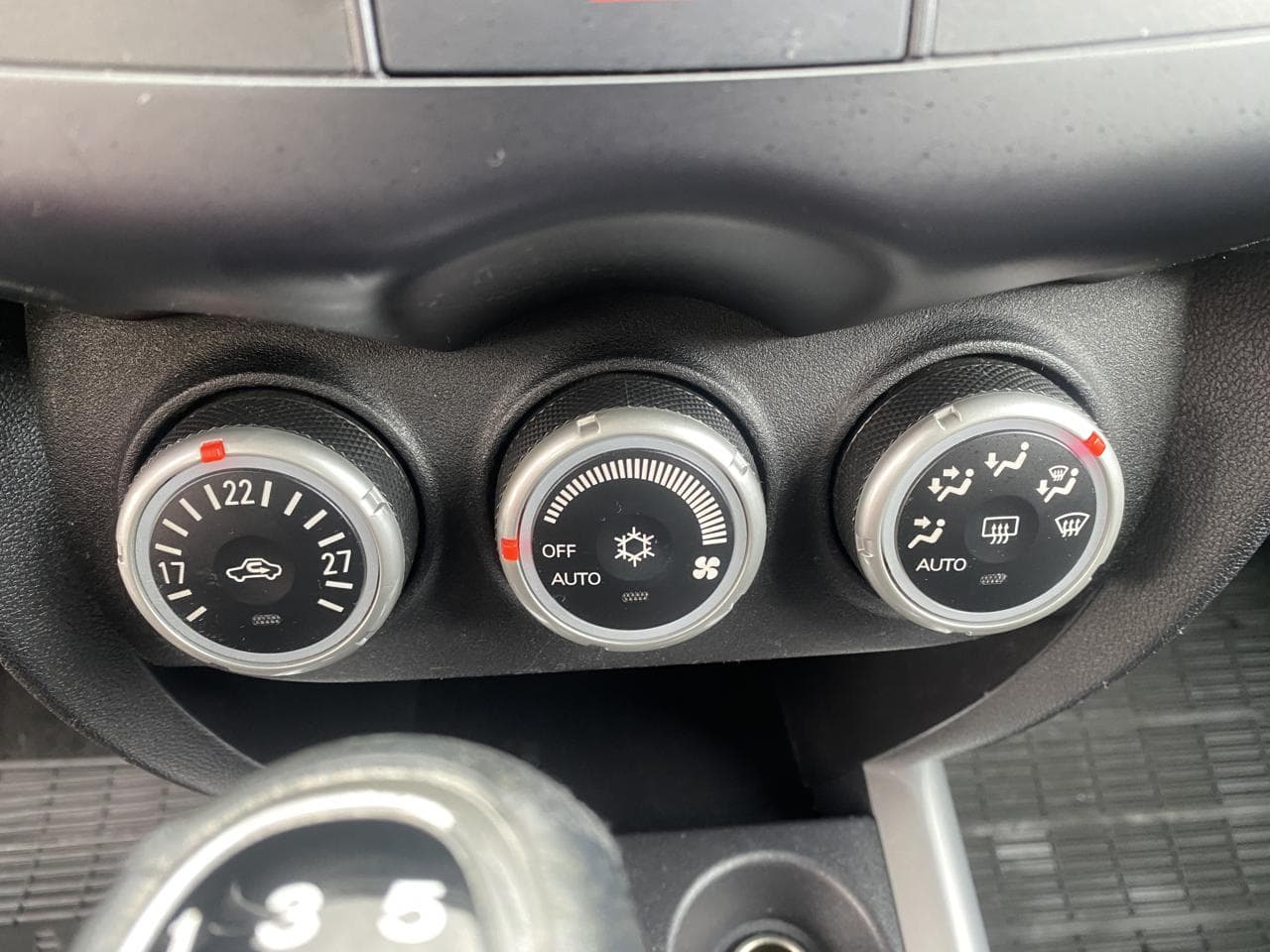 2011 Mitsubishi ASX - 16