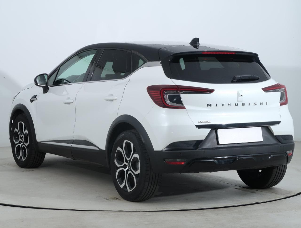 2023 Mitsubishi ASX - 5