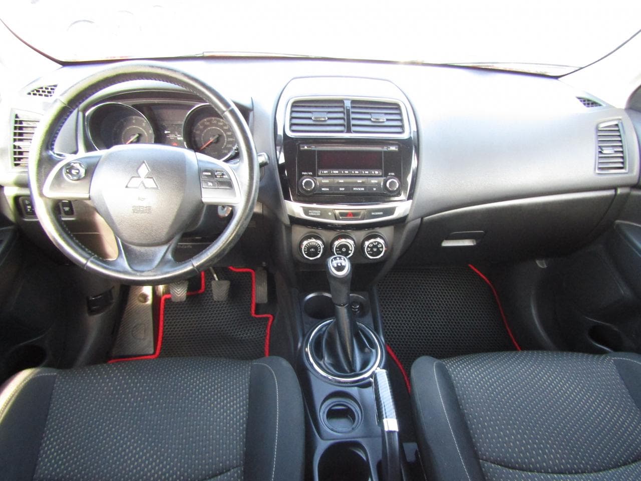 2015 Mitsubishi ASX - 8