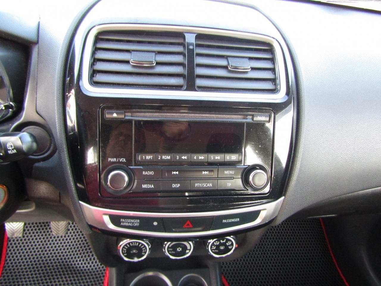 2015 Mitsubishi ASX - 14