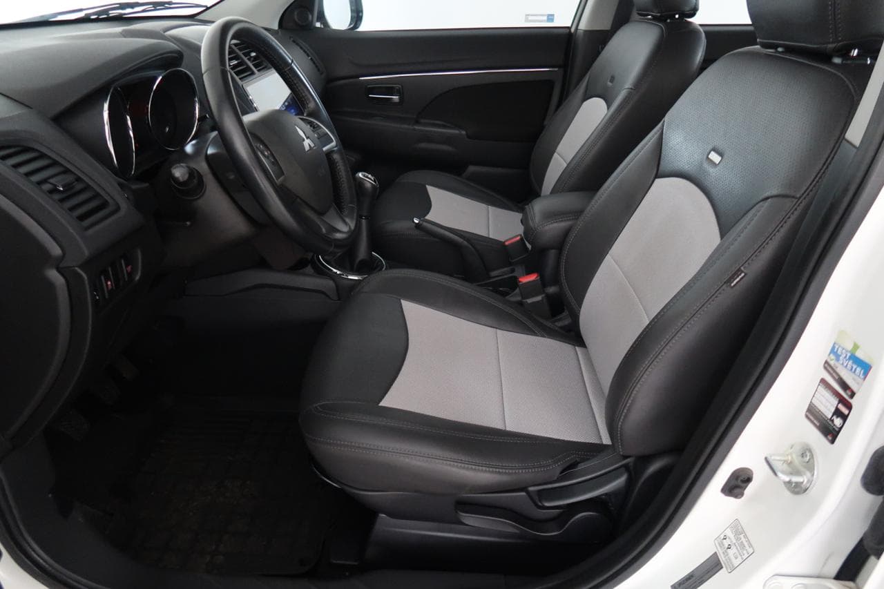 2014 Mitsubishi ASX - 16