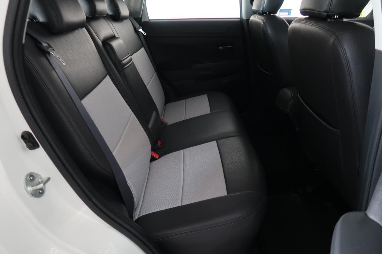 2014 Mitsubishi ASX - 13