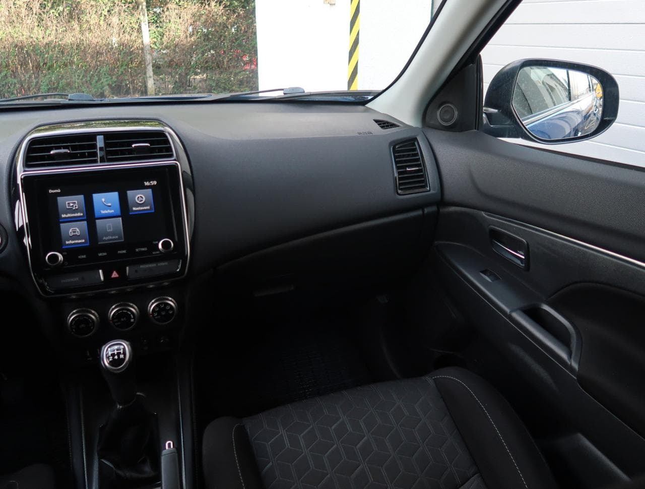 2020 Mitsubishi ASX - 11