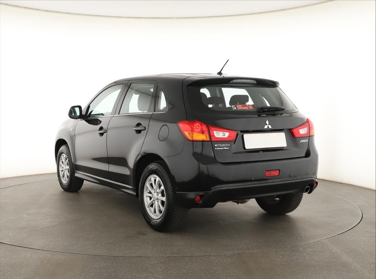 2016 Mitsubishi ASX - 5