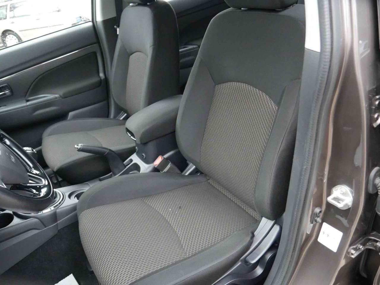 2017 Mitsubishi ASX - 9