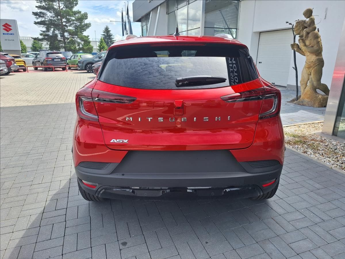 Mitsubishi ASX - 5