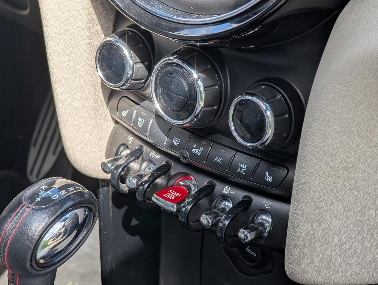 2016 Mini COOPER - 32