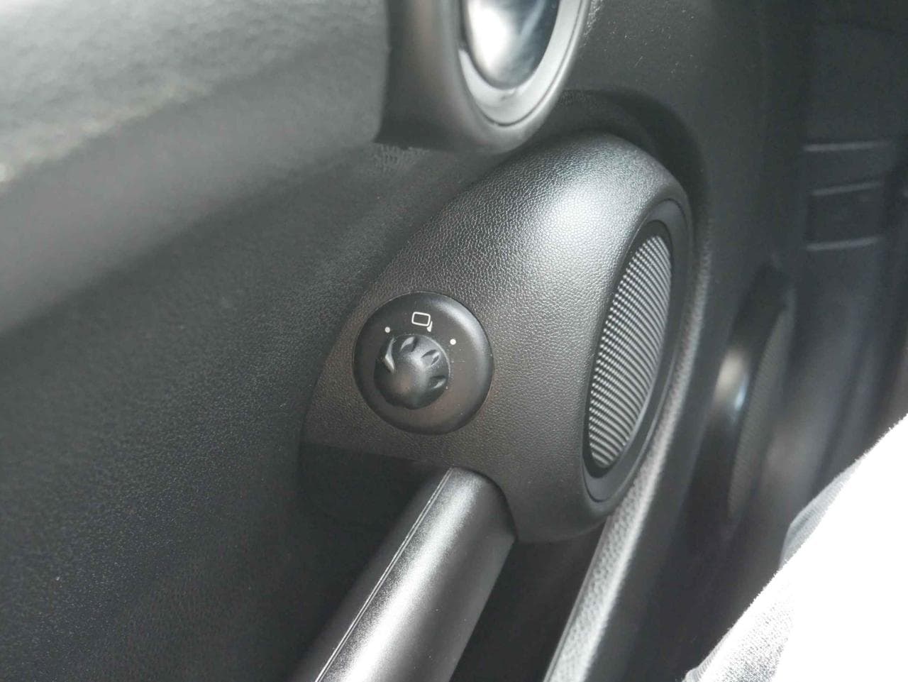 2010 Mini COOPER - 12