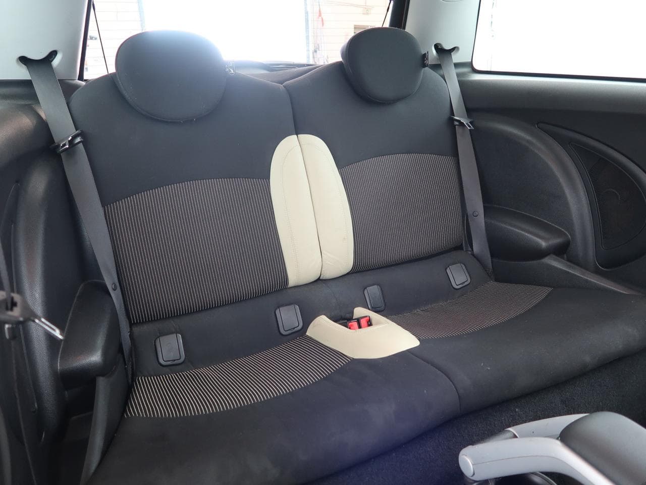 2008 Mini COOPER - 24