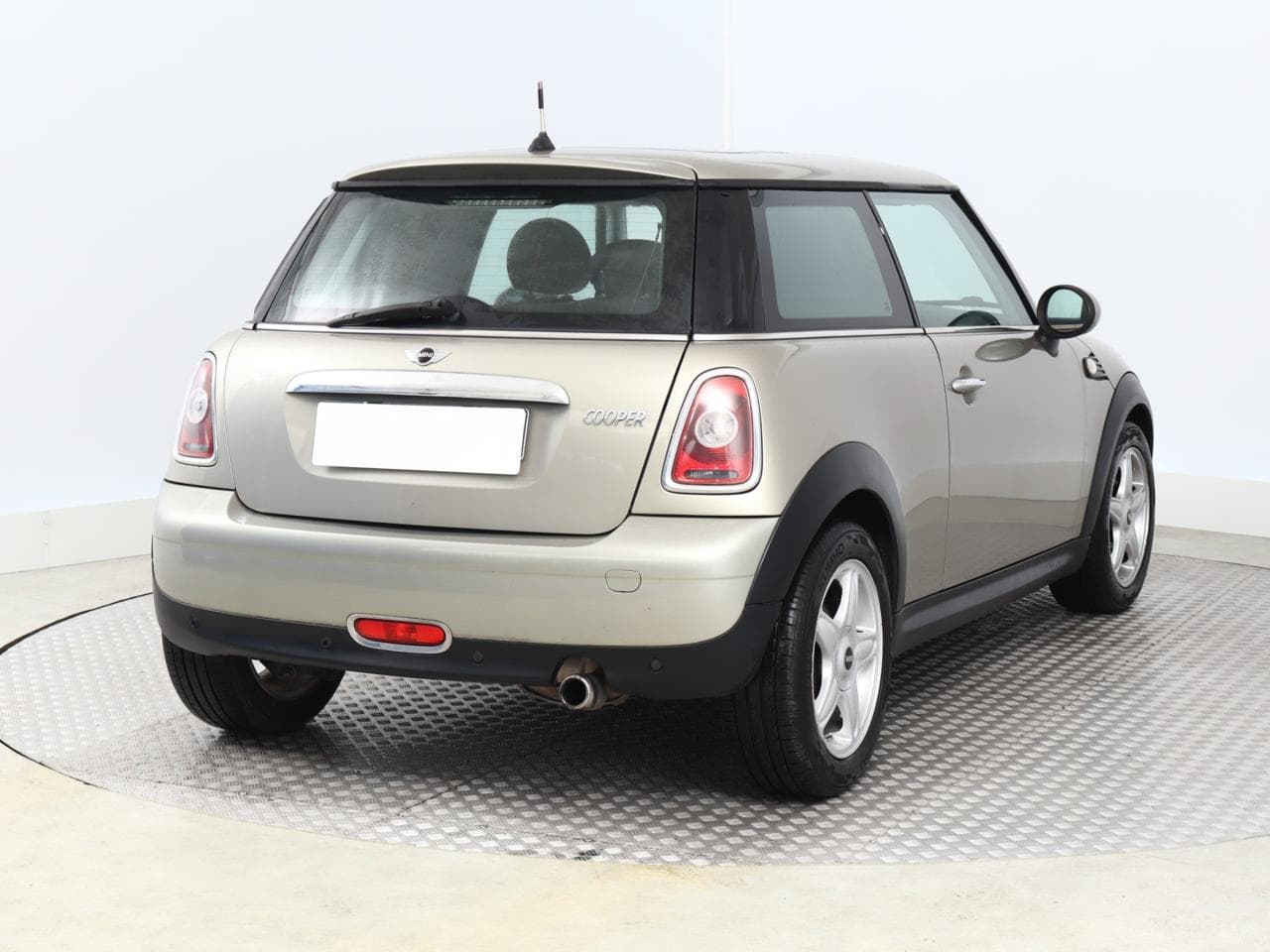 2009 Mini COOPER - 7