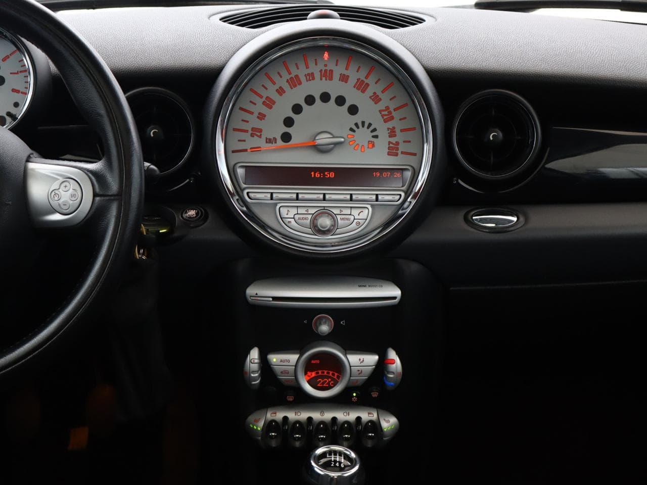 2009 Mini COOPER - 15