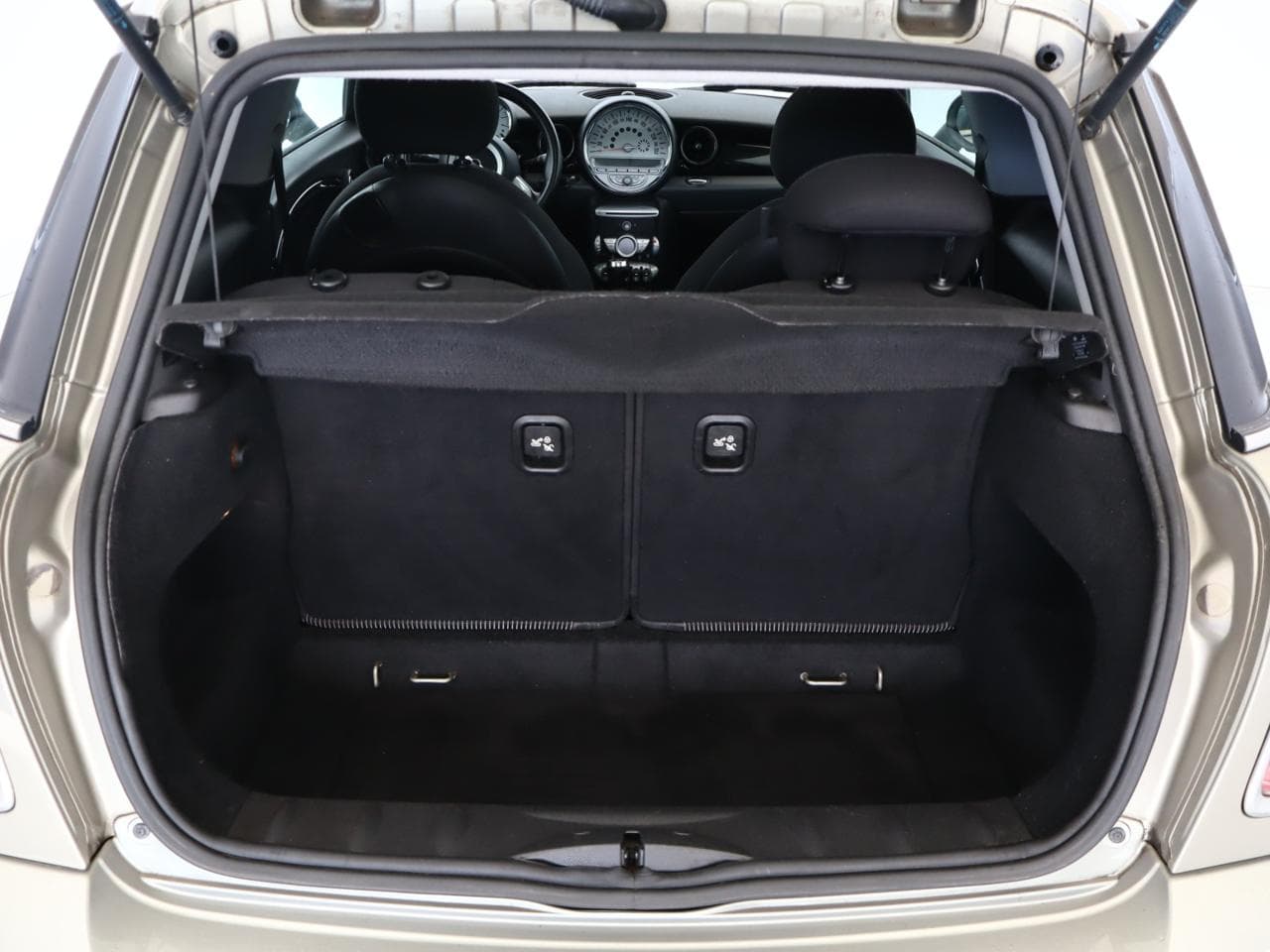 2009 Mini COOPER - 16