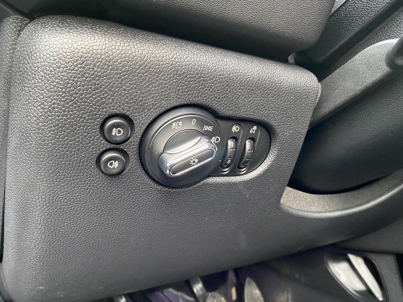 2019 Mini Cooper S - 15