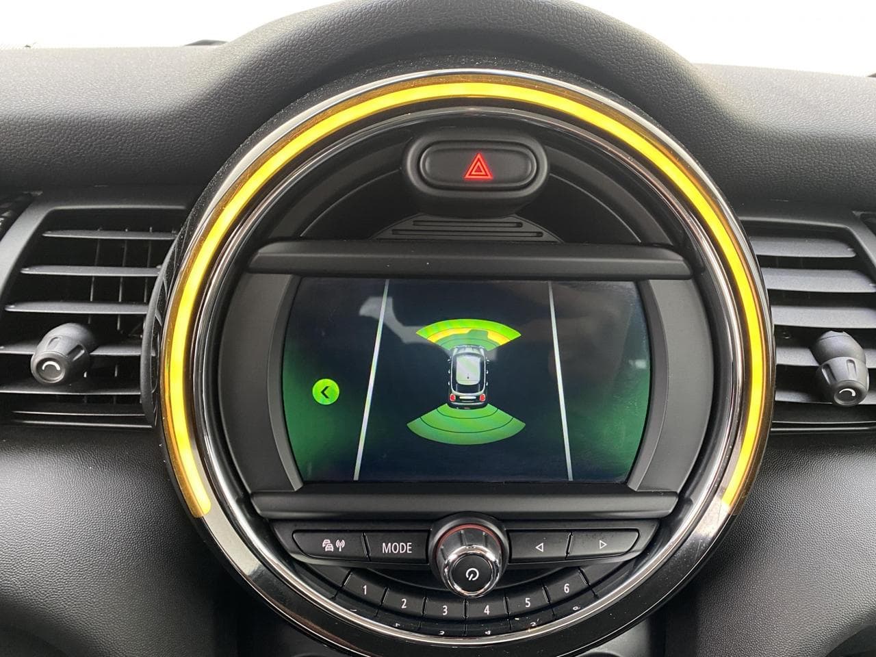 2019 Mini Cooper S - 17