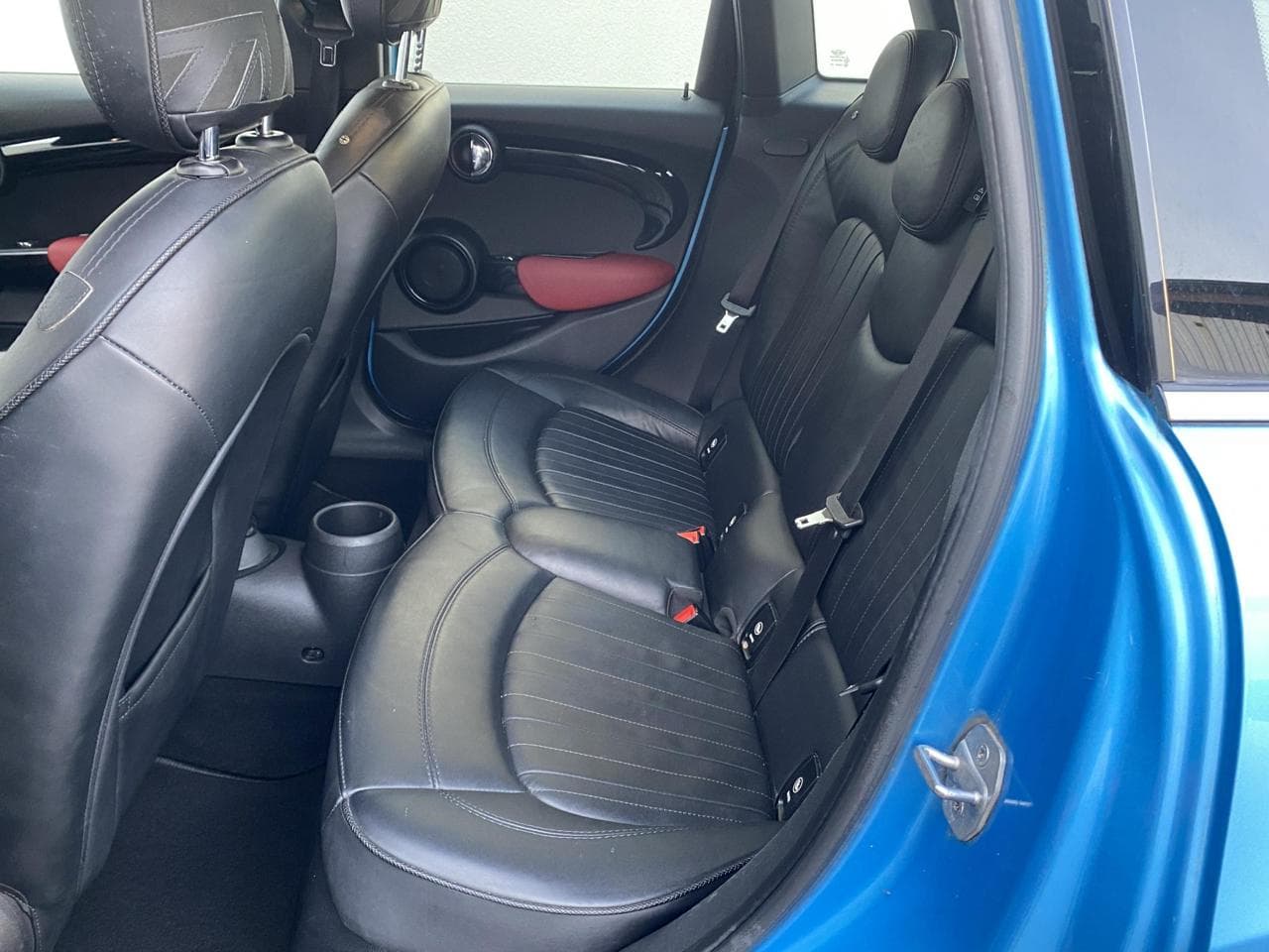 2016 Mini Cooper S - 19