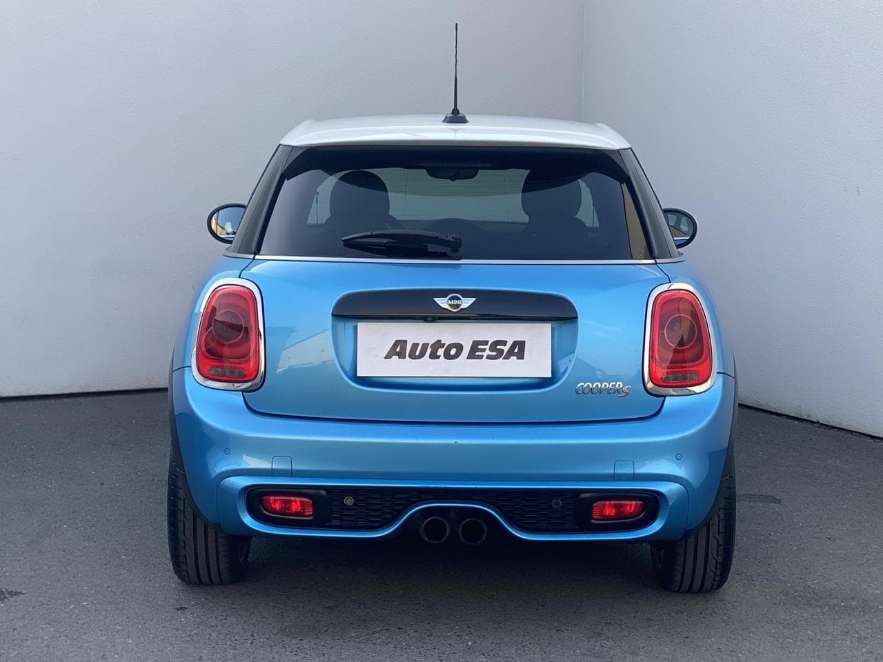 2016 Mini Cooper S - 9