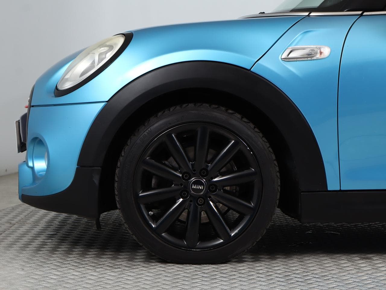 2017 Mini COOPER S - 33