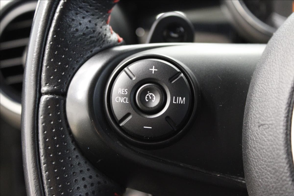 2017 Mini COOPER S - 18
