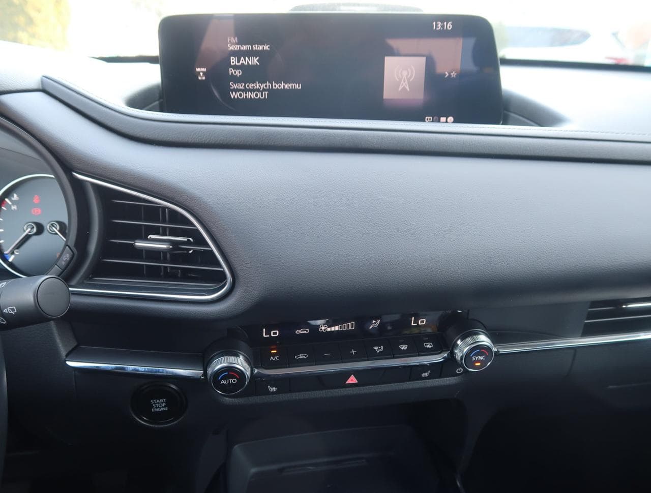 2025 Mazda Cx-30 - 18