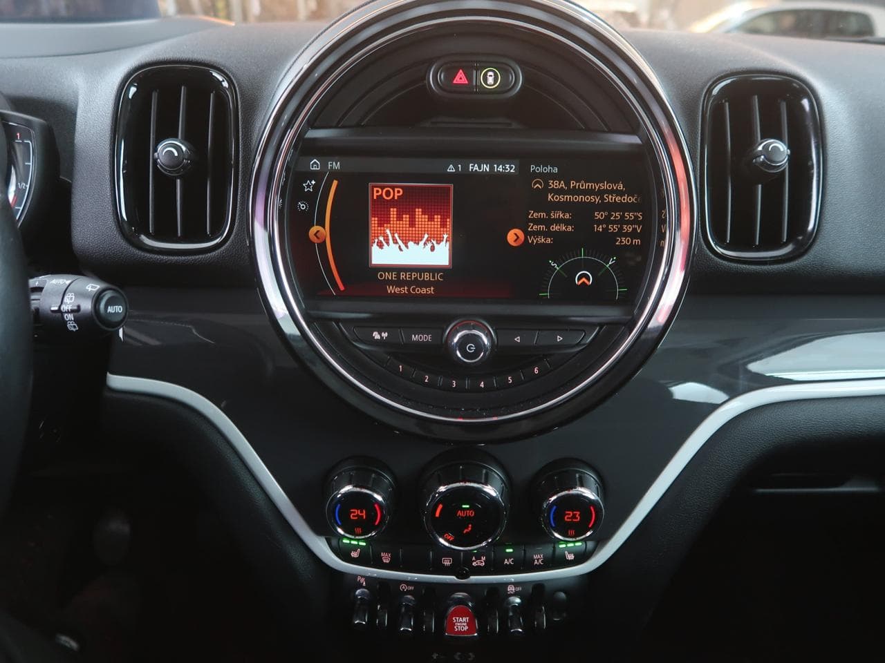 2017 Mini Cooper S - 18