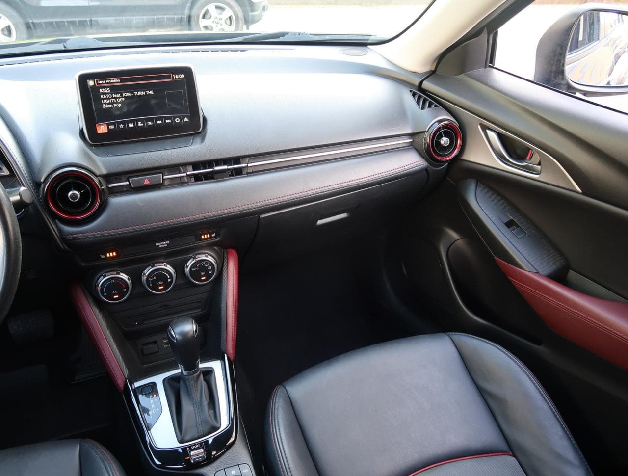 2015 Mazda CX-3 - 11