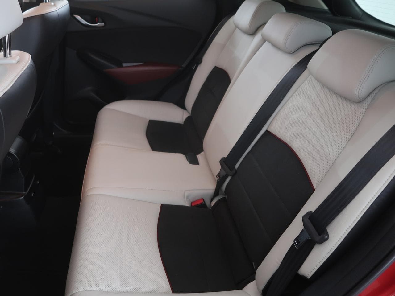 2016 Mazda CX-3 - 15