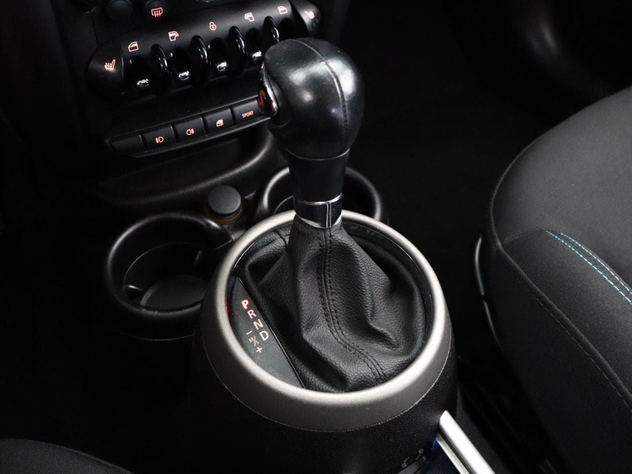2012 Mini COOPER S - 17