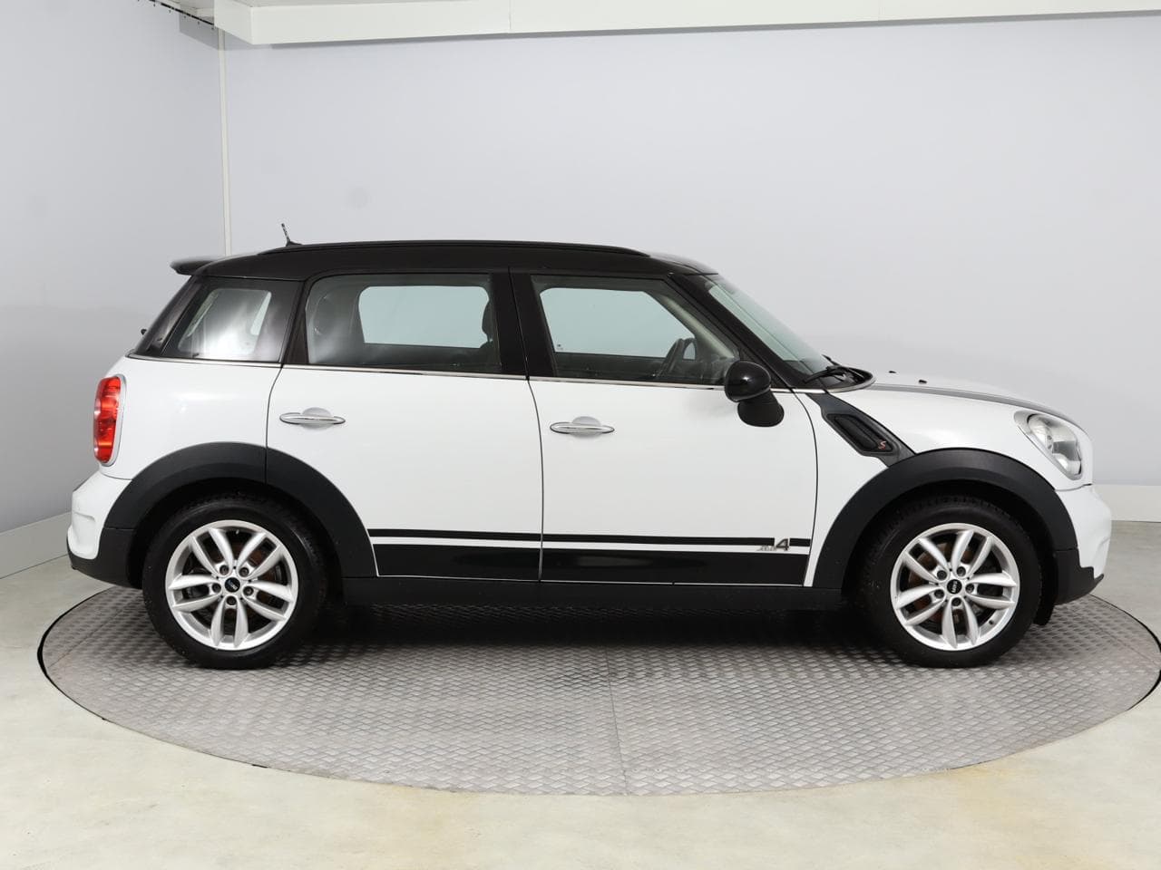 2012 Mini COOPER S - 8